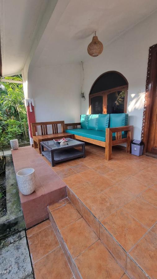 Catra Homestay Beach Apartments Candidasa Exterior foto