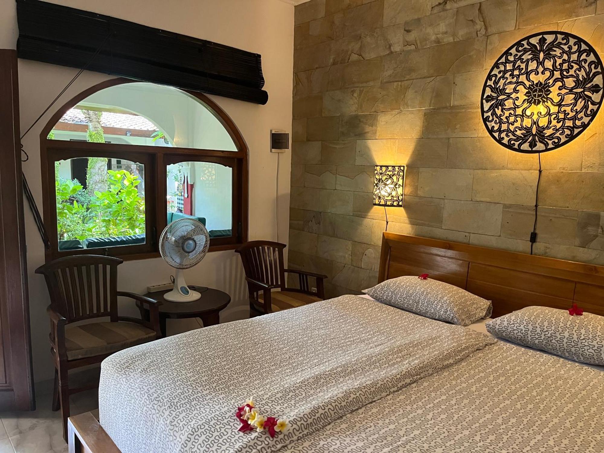 Catra Homestay Beach Apartments Candidasa Exterior foto